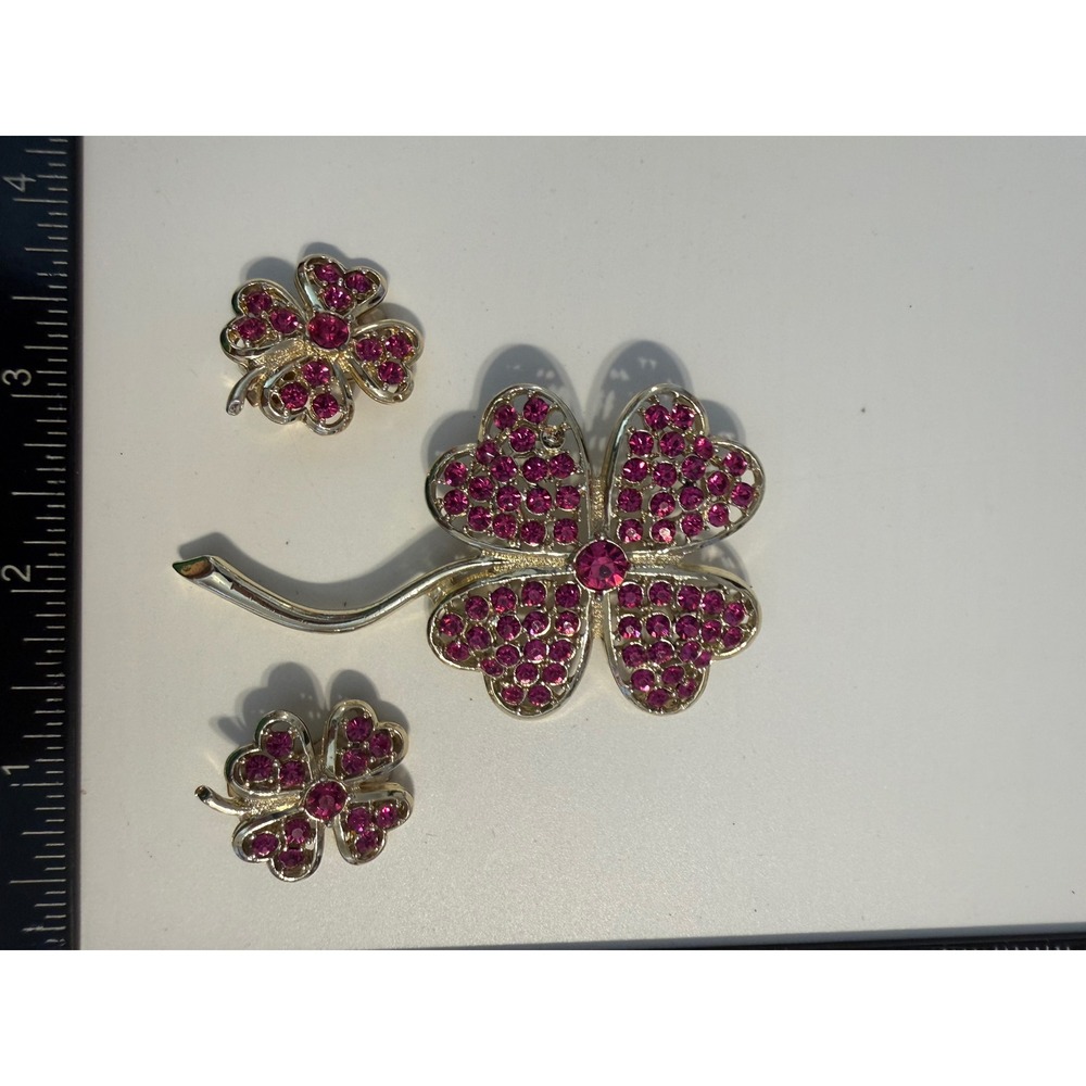 Vintage Sarah Coventry Pink Rhinestone Four Leaf Clover Brooch and Earrings Set